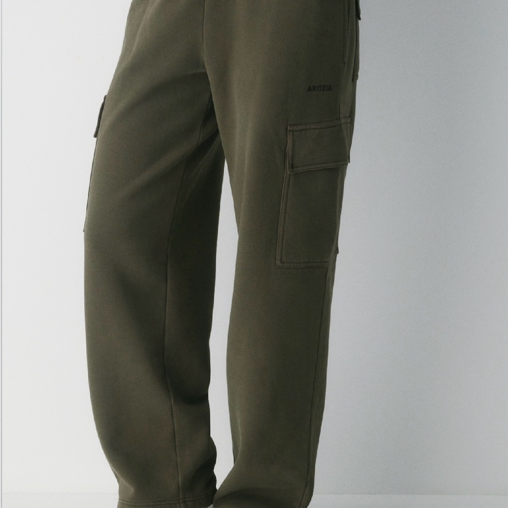 Cozy women’s Sweatfleece Mega Cargo™ Sweatpant